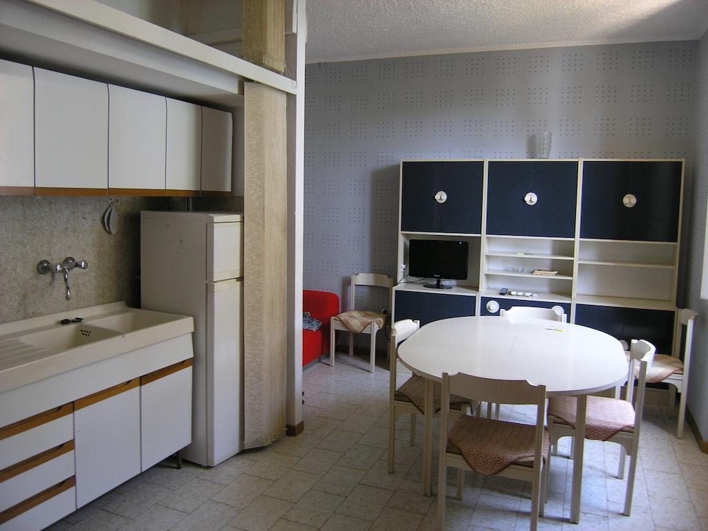 Villa Violetta Castiglioncello Ruang foto