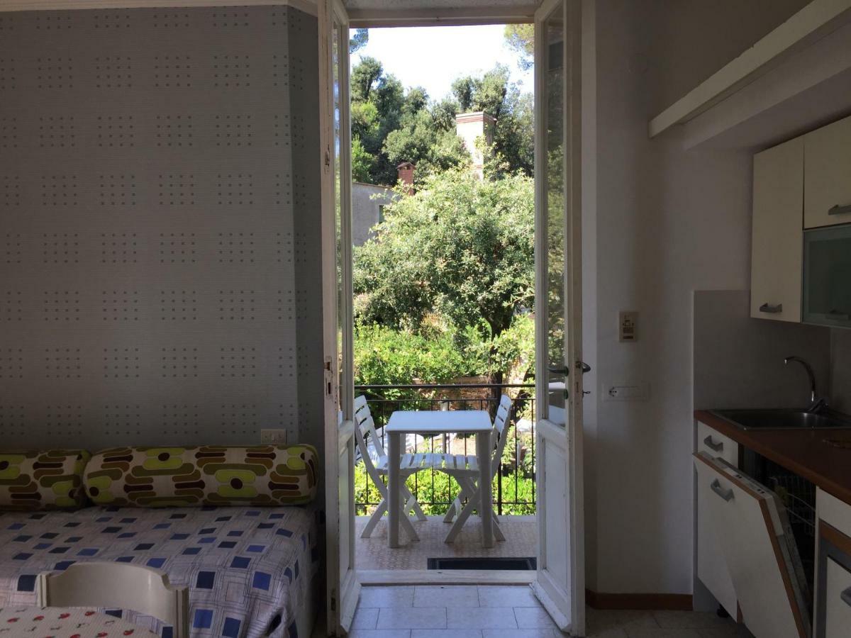 Villa Violetta Castiglioncello Bagian luar foto